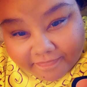 Meet your Posher, Desiree